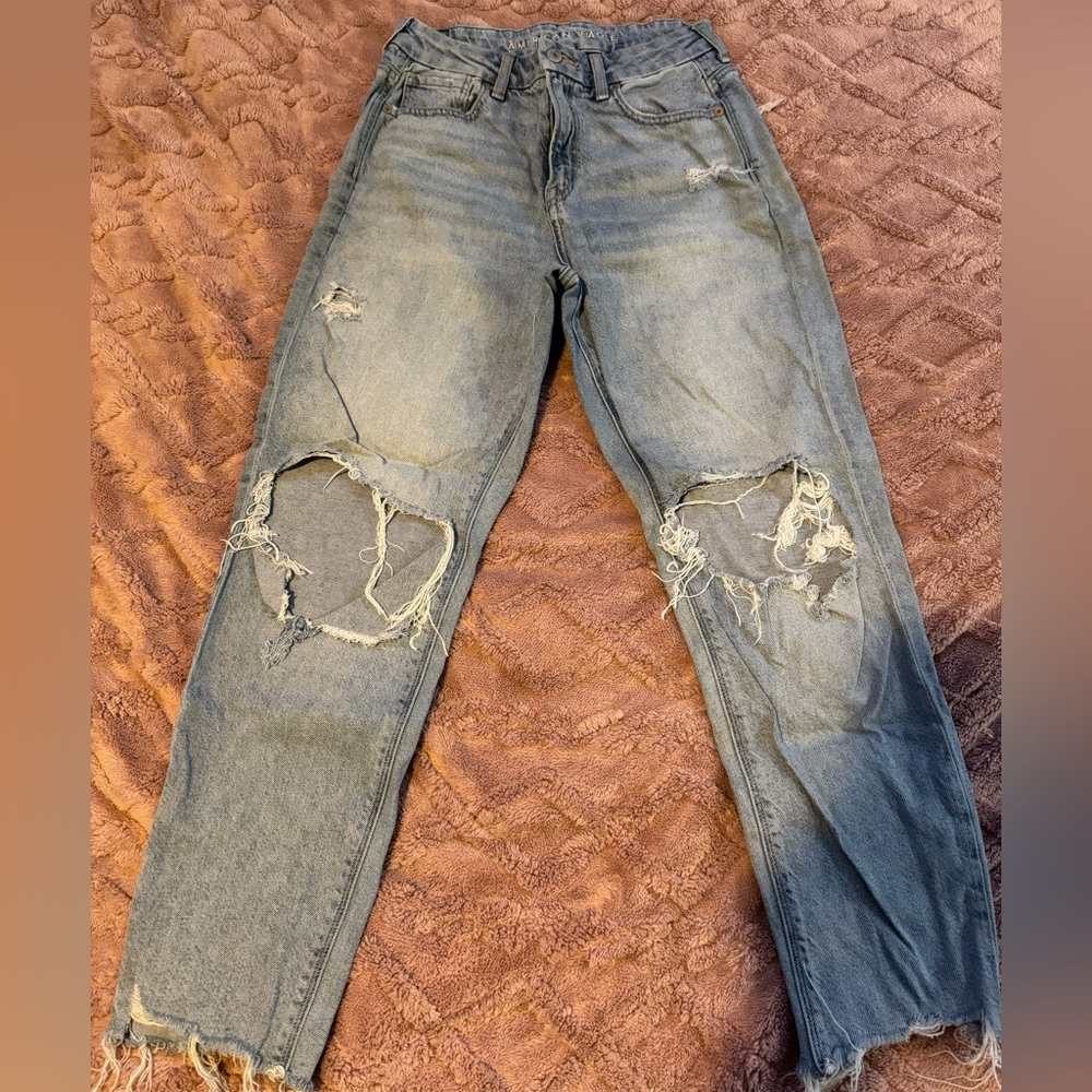 American Eagle Outfitters Women’s Curvy Mom Ripped Jeans - Light Blue